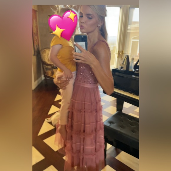 Meet your Posher, Hallie - Picture 3 of 6